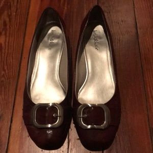 Kelly and Katie red shoes